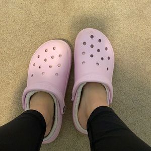 fuzzy crocs